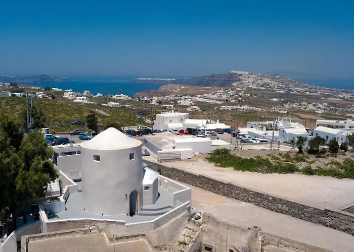Lami Traditional Windmill - With Private Pool And Jacuzzi 빌라