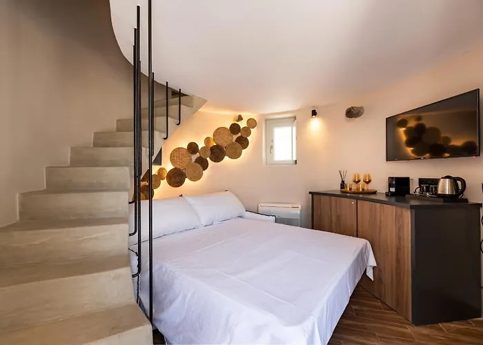 Villa Lami Traditional Windmill - With Private Pool And Jacuzzi