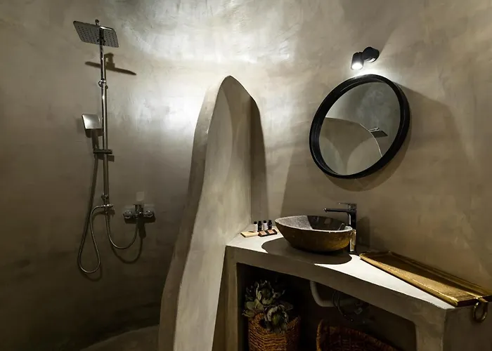 Lami Traditional Windmill - With Private Pool And Jacuzzi Villa *