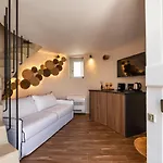 Lami Traditional Windmill - With Private Pool And Jacuzzi *