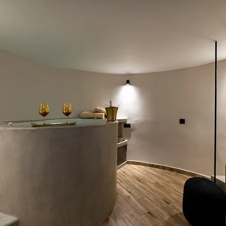 Βίλα Lami Traditional Windmill - With Private Pool And Jacuzzi