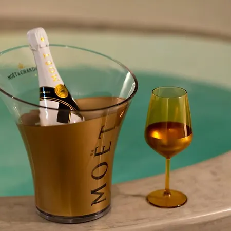 Lami Traditional Windmill - With Private Pool And Jacuzzi *